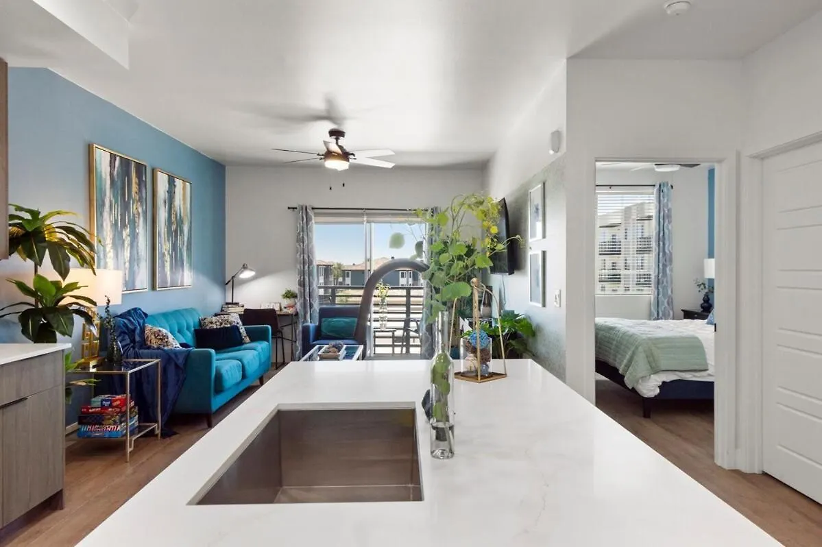 Апартаменты New Sleeps 4 King Bed 5Min To Shop, Dine, &Golf S331 Скоттсдейл 0*,