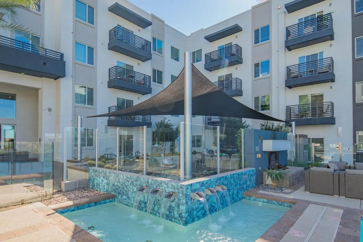 Апартаменты New Sleeps 4 King Bed 5Min To Shop, Dine, &Golf S331 Скоттсдейл 0*,  США